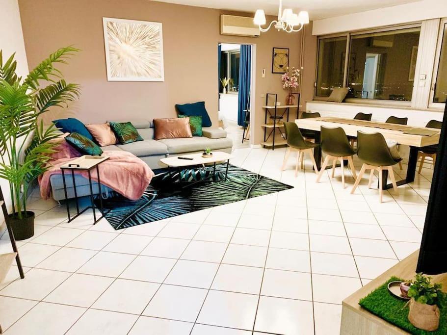 Tour De L'Europe, En Plein Centre Avec Parking. Apartman Mulhouse Kültér fotó